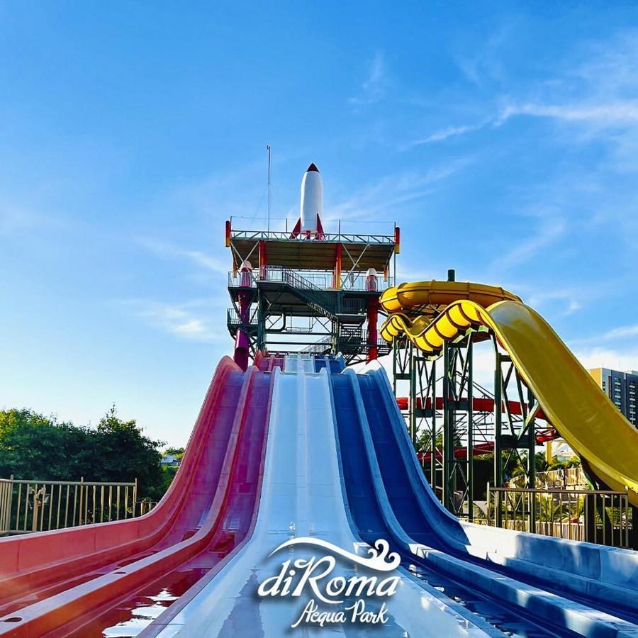 Aparthotel - Piazza Diroma - Com Ingressos Do Acqua Park Todos Os Dias Caldas Novas